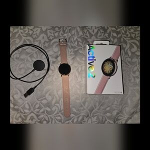 Samsung Smartwatch Galaxy Active 2 with Gold Case and Tan Floral Band